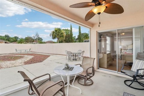Villa ou maison à vendre à The Villages, Floride: 2 chambres, 107.4 m2 № 2091730 - photo 3