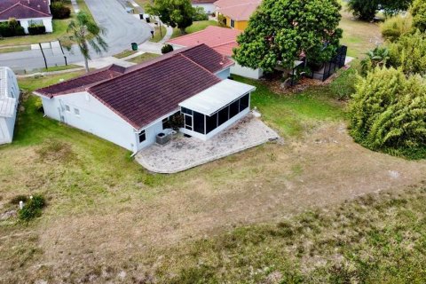 Villa ou maison à vendre à Orlando, Floride: 3 chambres, 156.08 m2 № 1689697 - photo 16