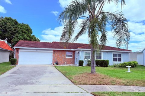 Villa ou maison à vendre à Orlando, Floride: 3 chambres, 156.08 m2 № 1689697 - photo 1