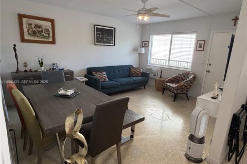 Condo à Miami, Floride, 1 chambre № 2079894