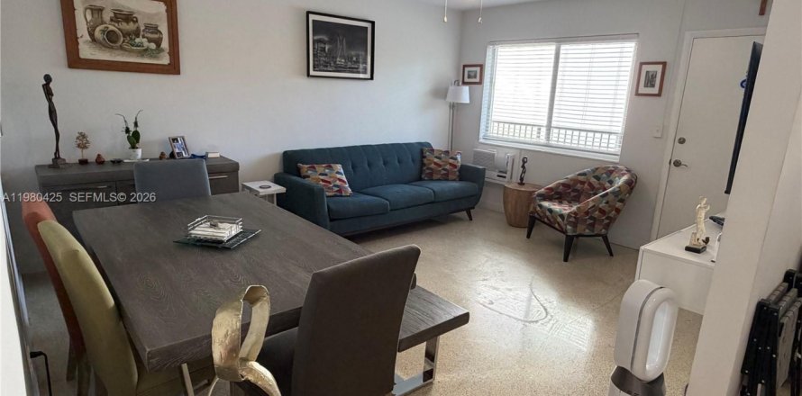 Condo à Miami, Floride, 1 chambre  № 2079894