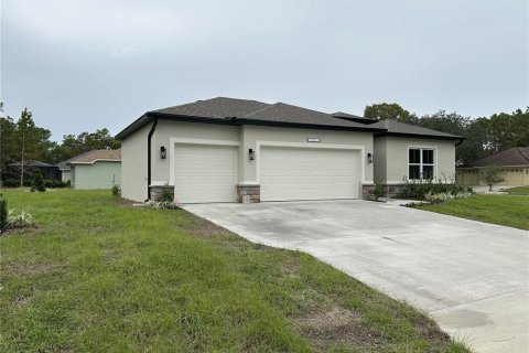 House in Dunnellon, Florida 4 bedrooms, 184.88 sq.m. № 2123210 - photo 2