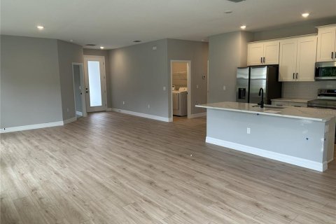 House in Dunnellon, Florida 4 bedrooms, 184.88 sq.m. № 2123210 - photo 6