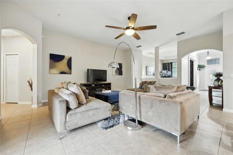 Casa en venta en Orlando, Florida, 4 dormitorios, 245.26 m2 № 1906409 - foto 22