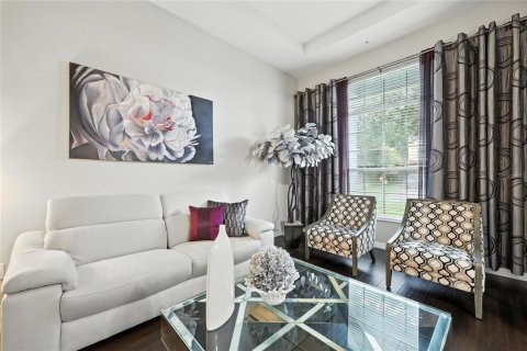 Casa en venta en Orlando, Florida, 4 dormitorios, 245.26 m2 № 1906409 - foto 17
