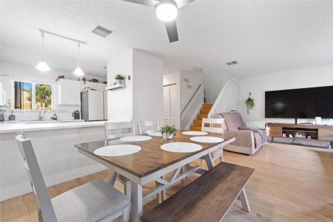 Купить кондоминиум в Майами, Флорида 3 спальни, 113.34м2, № 2013789 - фото 9