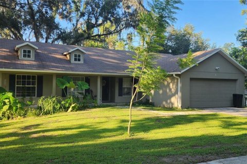Casa en venta en Brooksville, Florida, 4 dormitorios, 141.95 m2 № 1919771 - foto 1