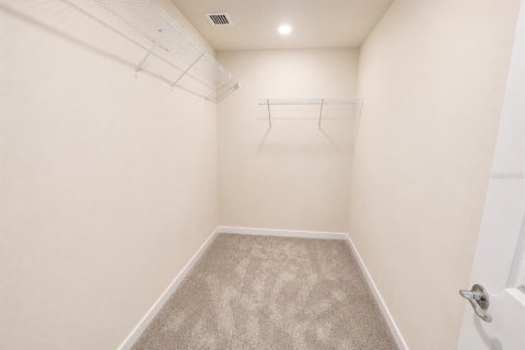 Villa ou maison à louer à Apopka, Floride: 4 chambres, 191.75 m2 № 2197189 - photo 20