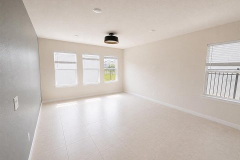 Villa ou maison à louer à Apopka, Floride: 4 chambres, 191.75 m2 № 2197189 - photo 14