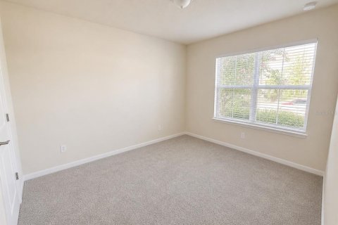 Villa ou maison à louer à Apopka, Floride: 4 chambres, 191.75 m2 № 2197189 - photo 6