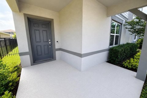 Villa ou maison à louer à Apopka, Floride: 4 chambres, 191.75 m2 № 2197189 - photo 3