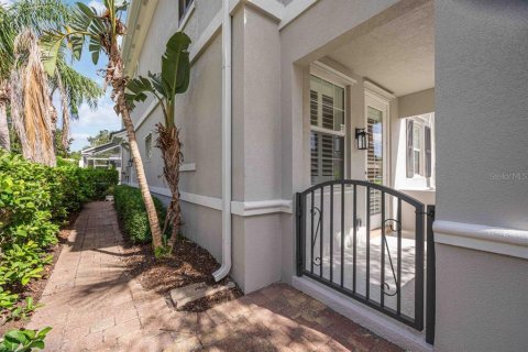 Townhouse in Sarasota, Florida 4 bedrooms, 171.5 sq.m. № 1876310 - photo 5