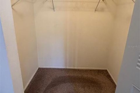 Condo in Tampa, Florida, 1 bedroom  № 1620915 - photo 13