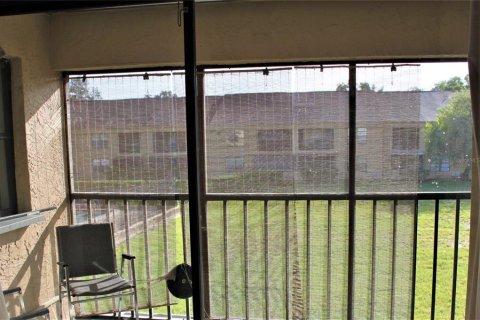 Condo in Tampa, Florida, 1 bedroom  № 1620915 - photo 10