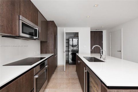 Copropriété à vendre à Miami, Floride: 1 chambre, 75.25 m2 № 1950976 - photo 6