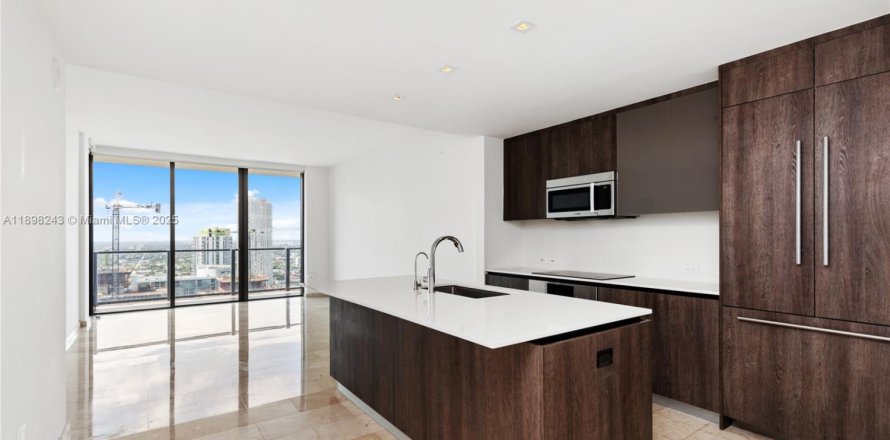 Condo à Miami, Floride, 1 chambre № 1950976