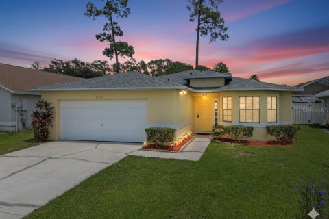 House in Kissimmee, Florida 3 bedrooms, 128.39 sq.m. № 1905387 - photo 1