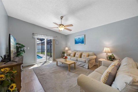 House in Kissimmee, Florida 3 bedrooms, 128.39 sq.m. № 1905387 - photo 16