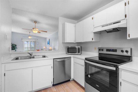 House in Kissimmee, Florida 3 bedrooms, 128.39 sq.m. № 1905387 - photo 6