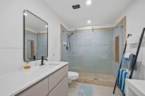 Townhouse in North Miami, Florida 2 bedrooms, 143.81 sq.m. № 1855102 - photo 20