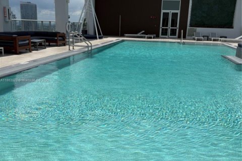 Condominio en venta en Miami, Florida, 2 dormitorios, 90.77 m2 № 1891922 - foto 14