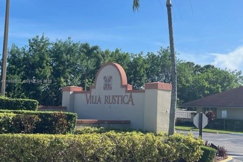 Кондоминиум с 2 спальнями в Хайалиа, Флорида № 2057771