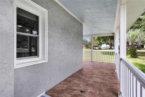 House in Howey-in-the-Hills, Florida 2 bedrooms, 155.61 sq.m. № 2259299 - photo 28