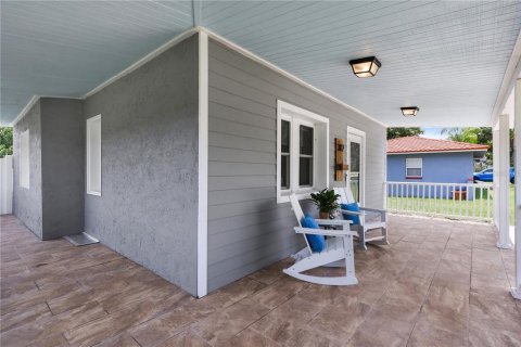 House in Howey-in-the-Hills, Florida 2 bedrooms, 155.61 sq.m. № 2259299 - photo 27