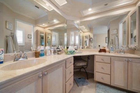 Casa en venta en Tampa, Florida, 3 dormitorios, 229.56 m2 № 1732360 - foto 14