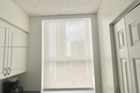 Condominio en venta en Miami, Florida, 2 dormitorios, 111.48 m2 № 1934626 - foto 8
