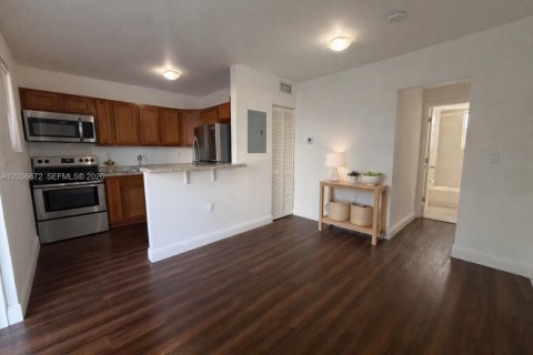 Casa en Miami, Florida 1 dormitorio, 51.1 m2 № 2085001
