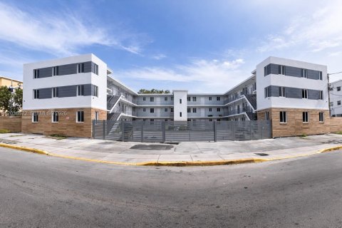 Casa en alquiler en Miami, Florida, 1 dormitorio, 51.1 m2 № 2085001 - foto 8