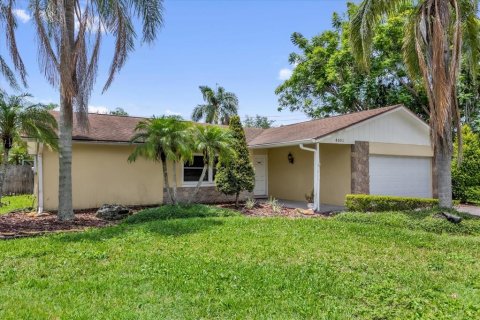 House in Winter Park, Florida 3 bedrooms, 154.59 sq.m. № 1785619 - photo 1