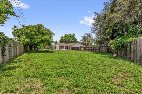 House in Winter Park, Florida 3 bedrooms, 154.59 sq.m. № 1785619 - photo 23
