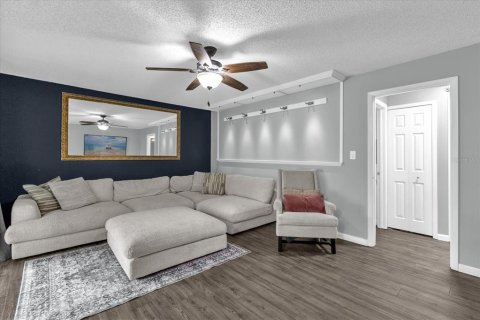 House in Winter Park, Florida 3 bedrooms, 154.59 sq.m. № 1785619 - photo 10