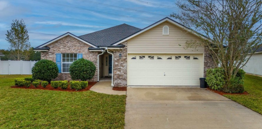 Villa ou maison à Middleburg, Floride 3 chambres, 136.75 m2 № 843268