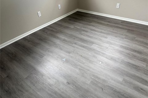 Villa ou maison à louer à Tampa, Floride: 3 chambres, 84.73 m2 № 2386037 - photo 13