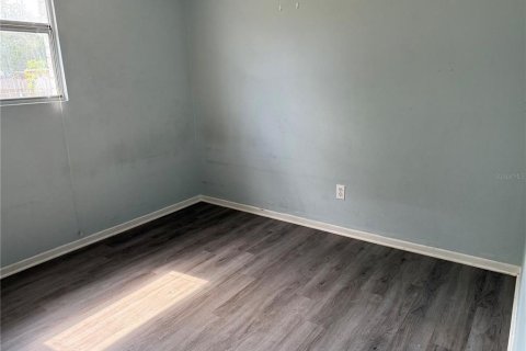Villa ou maison à louer à Tampa, Floride: 3 chambres, 84.73 m2 № 2386037 - photo 11