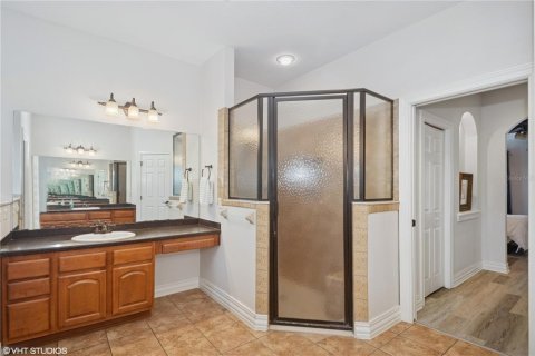 House in Fruitland Park, Florida 7 bedrooms, 361.39 sq.m. № 1837844 - photo 26