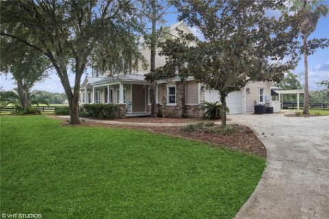House in Fruitland Park, Florida 7 bedrooms, 361.39 sq.m. № 1837844 - photo 4