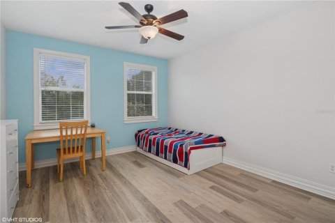 House in Fruitland Park, Florida 7 bedrooms, 361.39 sq.m. № 1837844 - photo 30