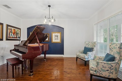 House in Fruitland Park, Florida 7 bedrooms, 361.39 sq.m. № 1837844 - photo 17