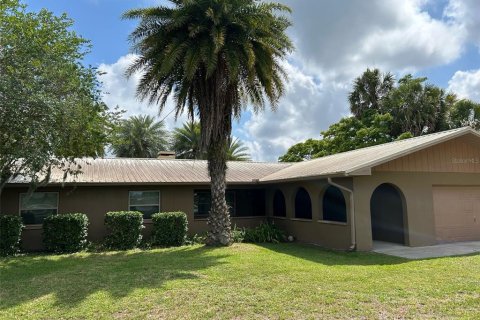 Villa ou maison à vendre à Crystal River, Floride: 4 chambres, 186.45 m2 № 1832684 - photo 2