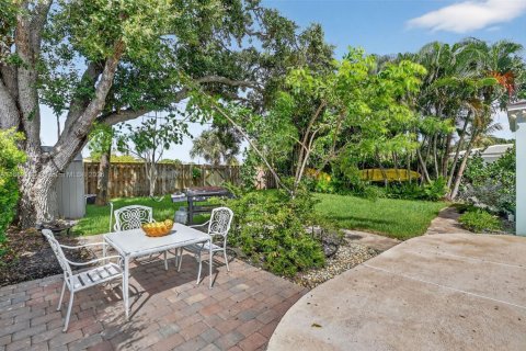 Casa en venta en Lake Worth, Florida, 3 dormitorios, 146.32 m2 № 1941459 - foto 27