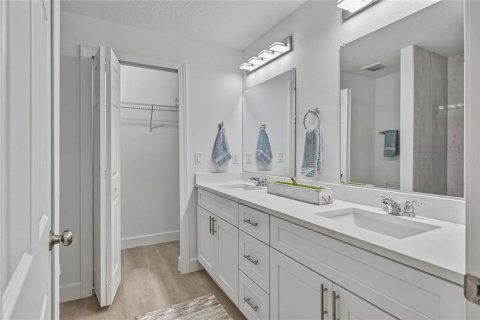 Купить виллу или дом в Деланд, Флорида 8 комнат, 121.52м2, № 2211414 - фото 14