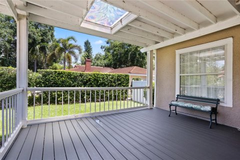 House in Winter Park, Florida 4 bedrooms, 201.88 sq.m. № 1844567 - photo 5