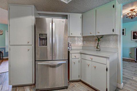House in Venice, Florida 2 bedrooms, 169.27 sq.m. № 1746779 - photo 19