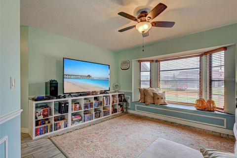 House in Venice, Florida 2 bedrooms, 169.27 sq.m. № 1746779 - photo 9