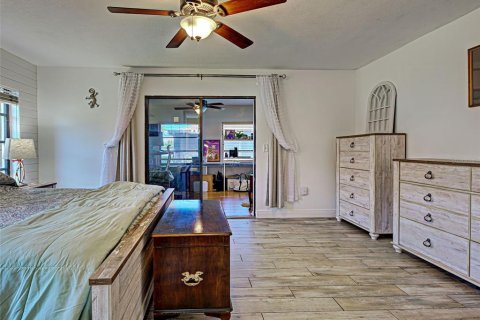 House in Venice, Florida 2 bedrooms, 169.27 sq.m. № 1746779 - photo 28