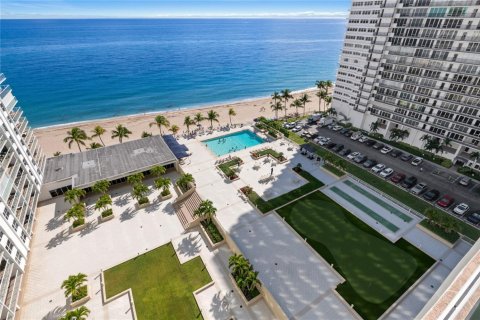 Condo in Fort Lauderdale, Florida, 2 bedrooms  № 2246517 - photo 14
